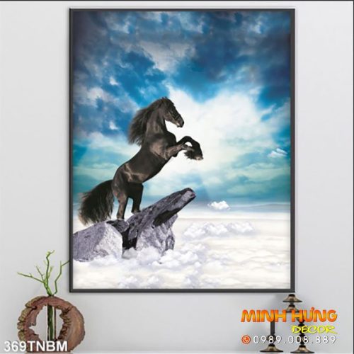 Tranh treo tường ngựa đen và mây 369TNBM