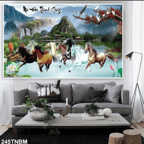 Tranh bát mã cảnh sông núi 245TNBM