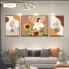 Tranh hướng dương và cô gái nghệ thuật FT96012