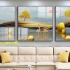 Tranh tráng gương hươu nai đứng trên mặt nước pic_28072361