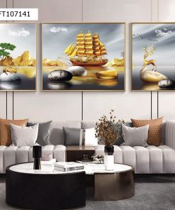 Tranh phong thủy thuyền buồm vàng FT107141