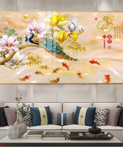 Tranh phong thủy chim công và đàn cá CC303