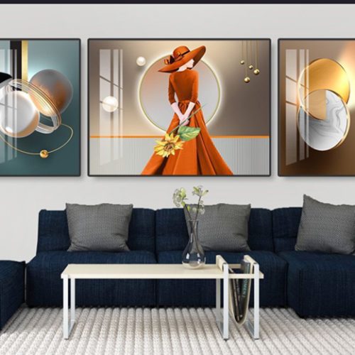 Tranh tráng gương cô gái với hình khối TGH11568