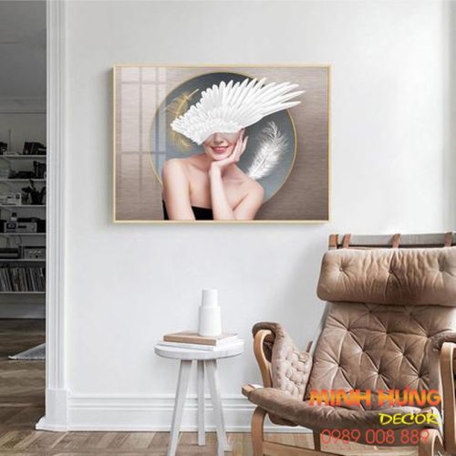 Tranh tráng gương người phụ nữ và lông vũ TGH8163
